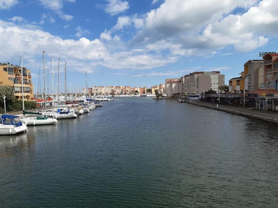 Appart. Calme 5 Pers Vue Sur Le Port De Gruissan Exterior photo